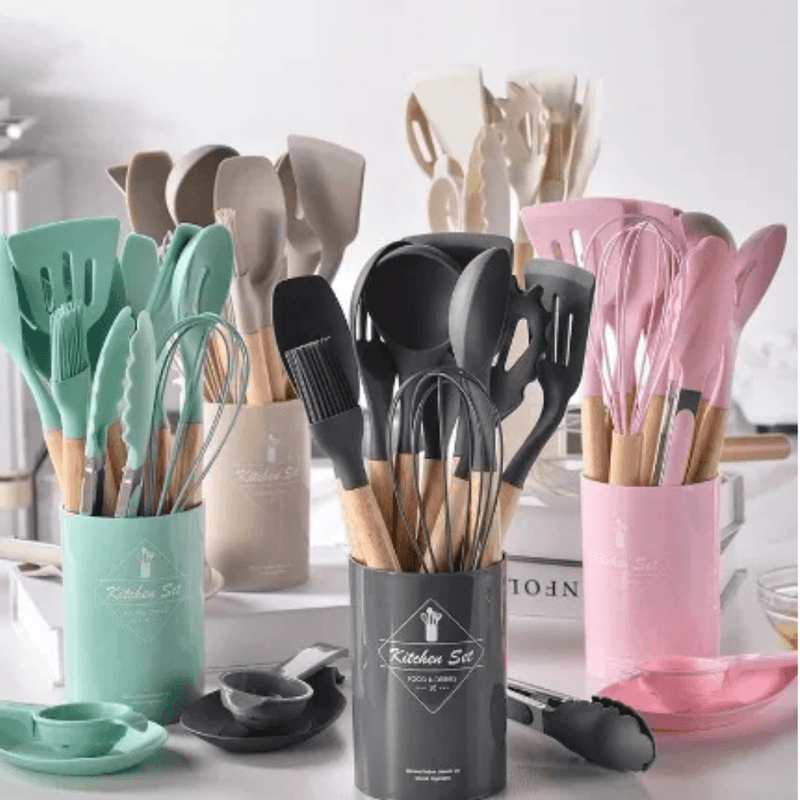 Kit Com 12 Peças | Colheres de Silicone Cabo de Madeira